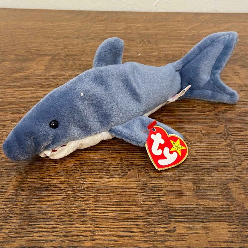 VINTAGE TY CRUNCH THE SHARK GRAY TOY COLLECTIBLE 90s 1996 BEANIE BABY